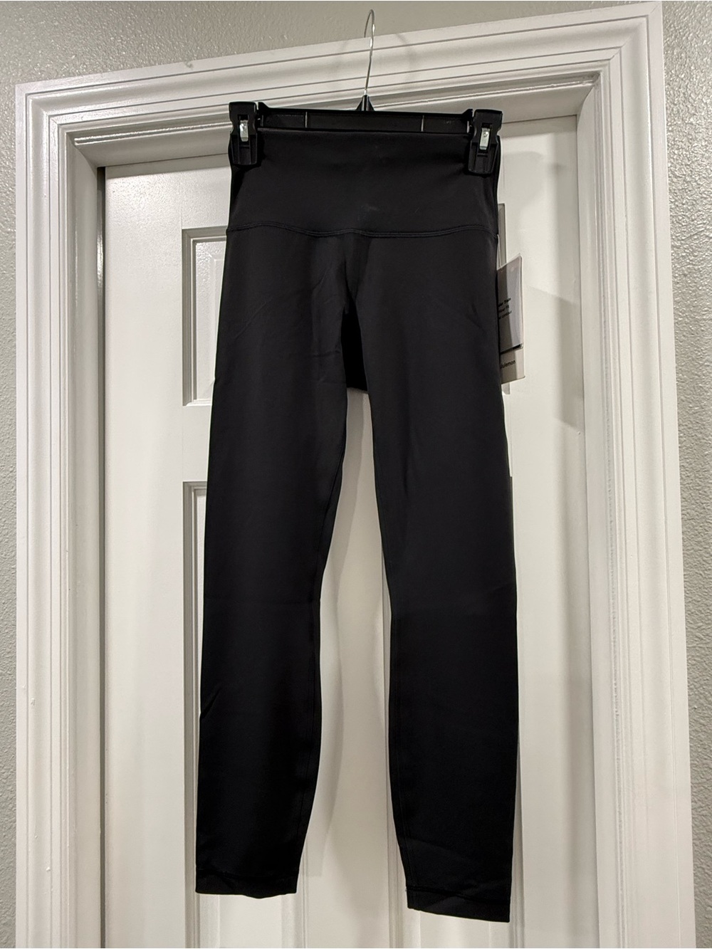 lululemon athletica Black High-Rise Winder Train HR 25” contour Leggings size 6